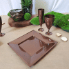 Assiette carrée marron