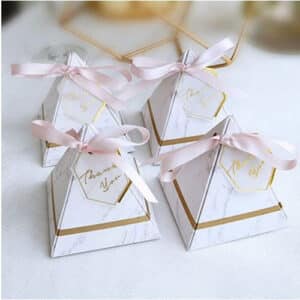 Lot de 10 Pyramides avec ruban rose clair et étiquette Thank you 7.2x7.2x8cm