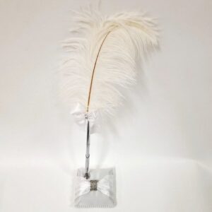 Stylo avec plume sur socle