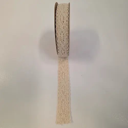Rouleau macramé 2.5cmx9m – Image 1