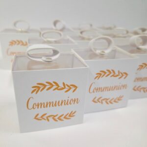 12 boites plexi Communion